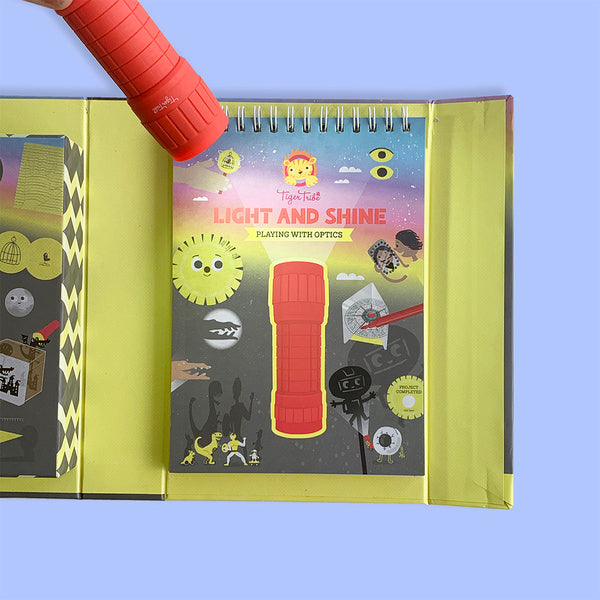 Tiger Tribe Zabawa z Optyk?
 - Światło